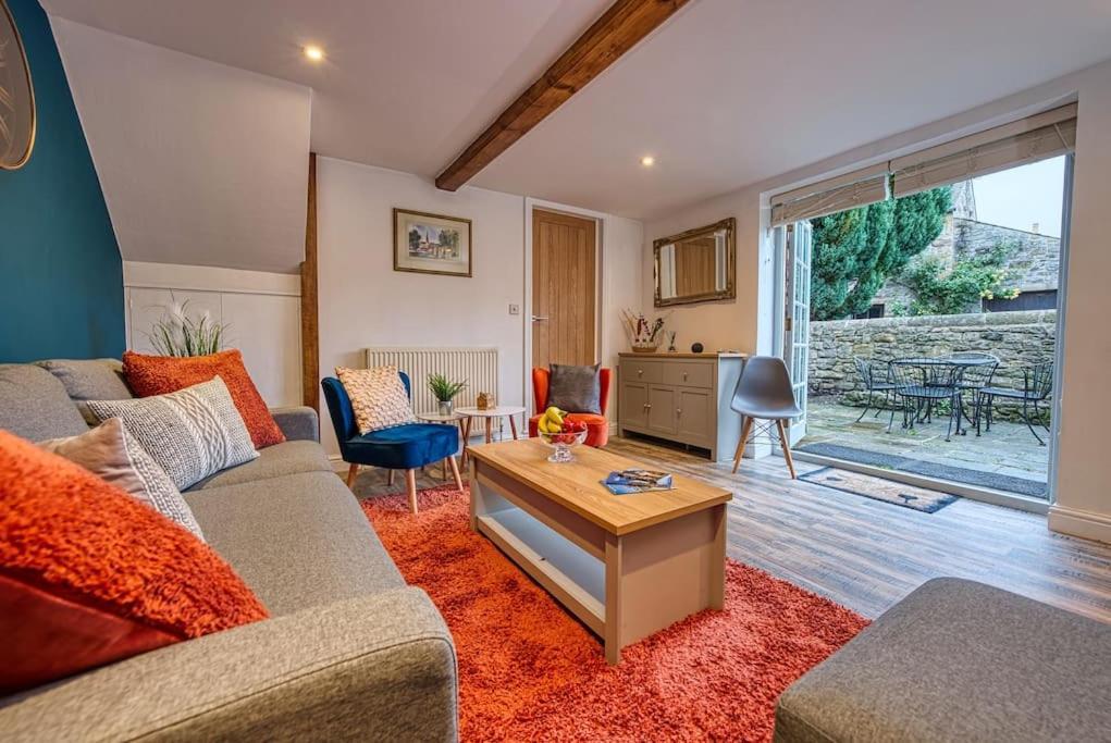 Delightful Two-Bedroom Cottage In The Heart Of Bakewell Eksteriør bilde