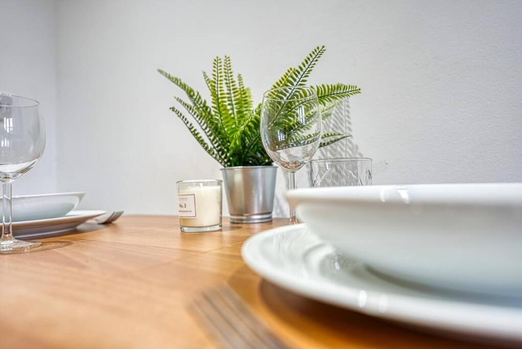 Delightful Two-Bedroom Cottage In The Heart Of Bakewell Eksteriør bilde