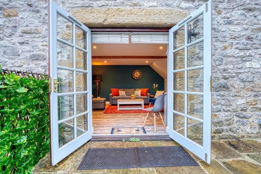 Delightful Two-Bedroom Cottage In The Heart Of Bakewell Eksteriør bilde